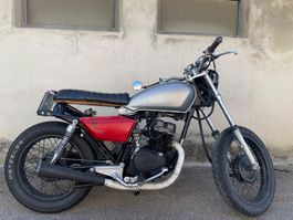 Honda CM 125 C cafe racer
