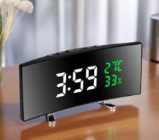 6.6-Zoll Multifunktionaler LED-Wecker mit Gebogenem Display