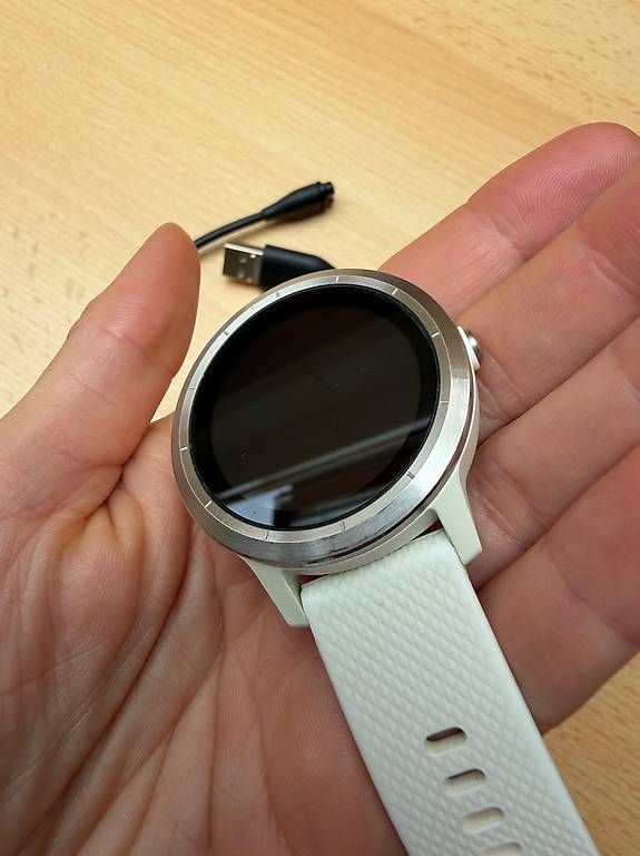 Smartwatch: armin Vivoactive 3  – D'occasion à Etzgen par mary.fee 3
