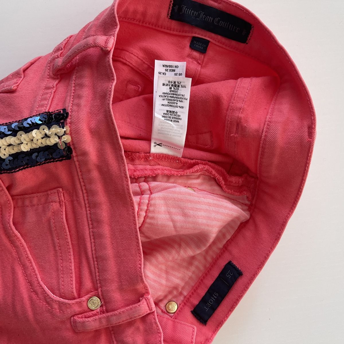 Juicy Couture Pantaloni: Juicy Couture shorts – Nuovo (secondo la descrizione) da Emmen venduto da Avviivva_Com2023 4