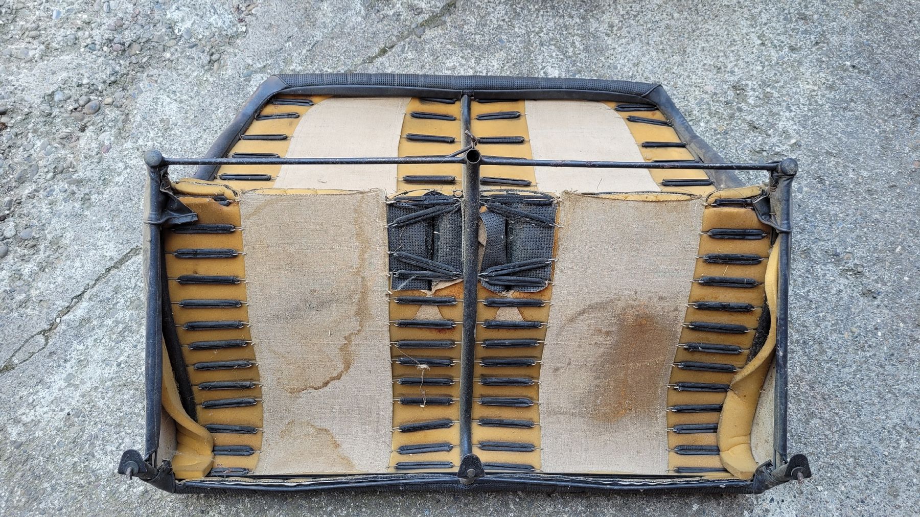 Citroën Toutes les pièces auto: 2cv banquette arrière  – D'occasion à Corban par tof555 1