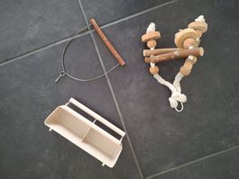 Vogelspielzeug Set: Kletterturm, Schaukel, Näpfe