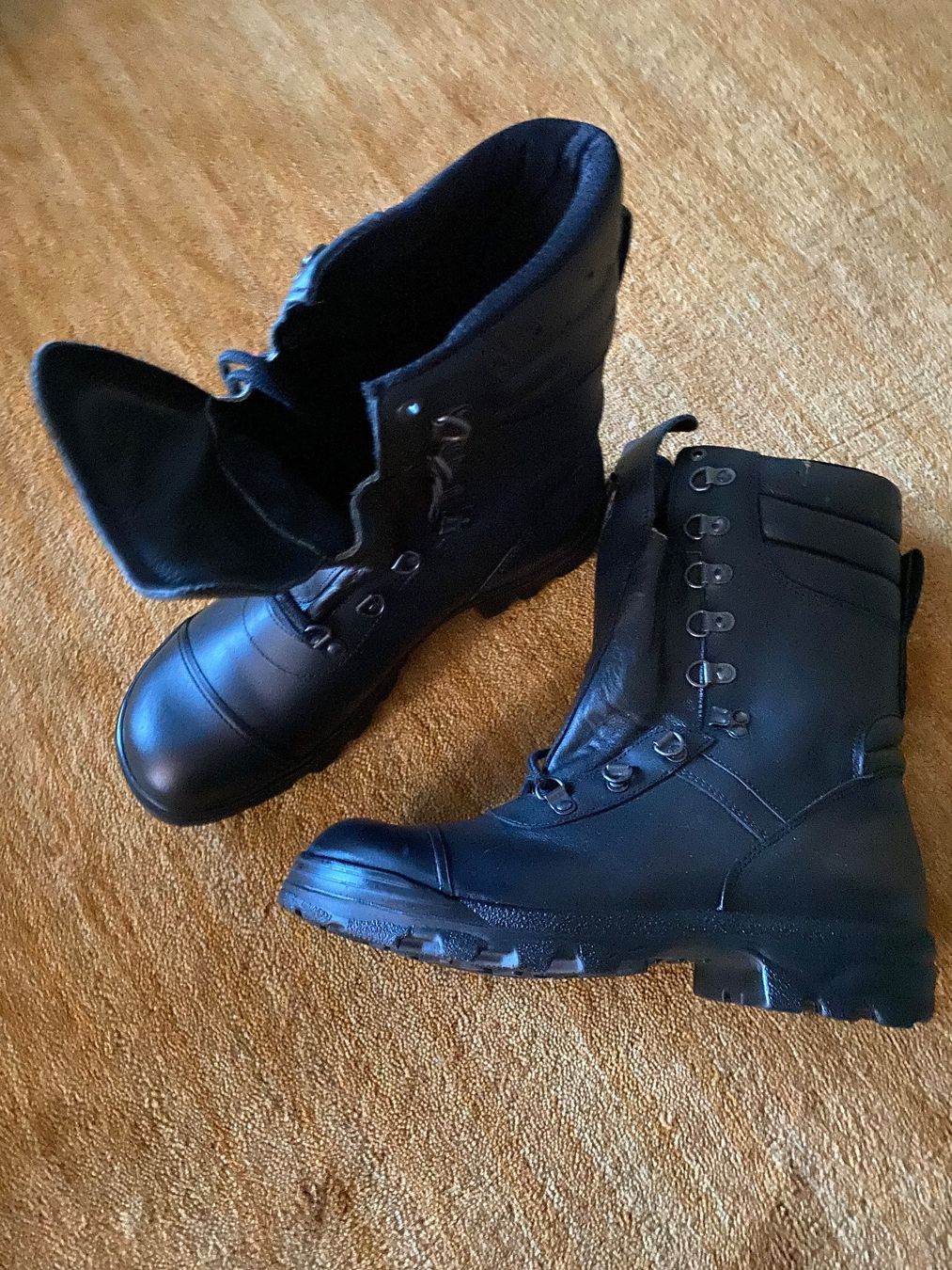 Herrenschuhe: Arbeitsstiefel – Neu (gemäss Beschreibung) aus Ostermundigen von Master05 2