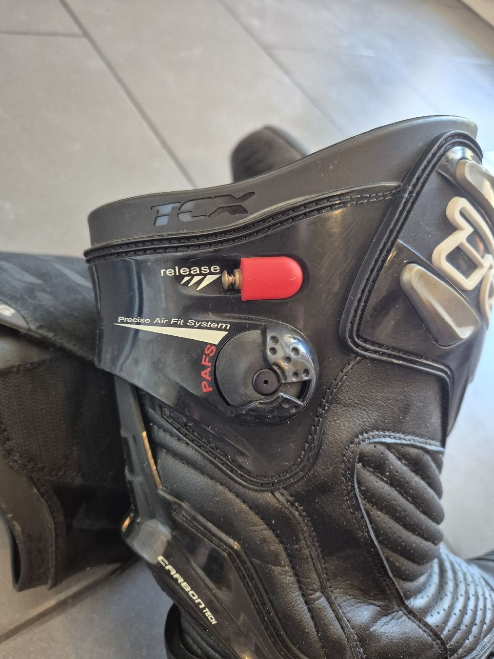TCX Scarpe da uomo: TCX R-S2 Motorradstiefel Grösse 43 – Usato da Zürich venduto da Sands02 2