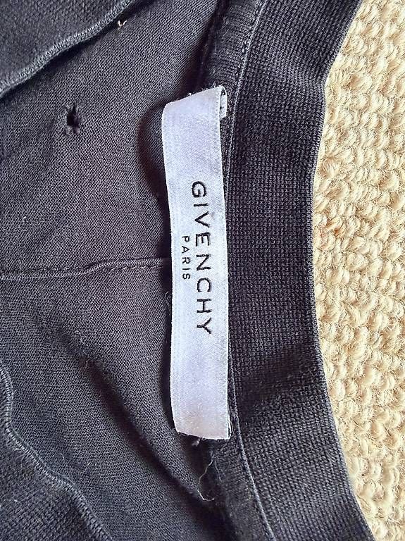 T-Shirts: Givenchy Paris T-Shirt – Gebraucht aus Rougemont von Kosmo0272 2