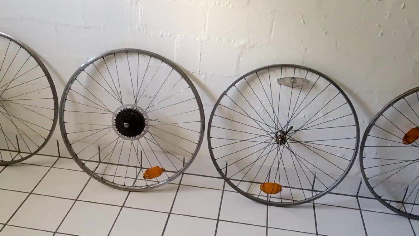 Pneumatici & Ruote complete: Fahrräder - Laufräder 4 Stück – Usato da Dübendorf venduto da ric_8gx9 6