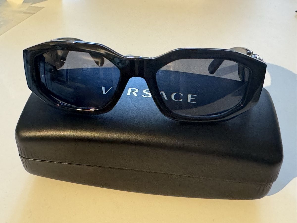 Brillen & Gläser: Versace Sunglasses – Neu (gemäss Beschreibung) aus Urdorf von ekn_9ccm 1