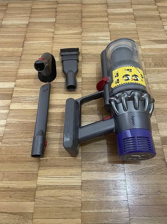 Aspirapolveri & Accessori: Pièces et accessoires Dyson V10 Absolute – Usato da Gland venduto da arifoglu