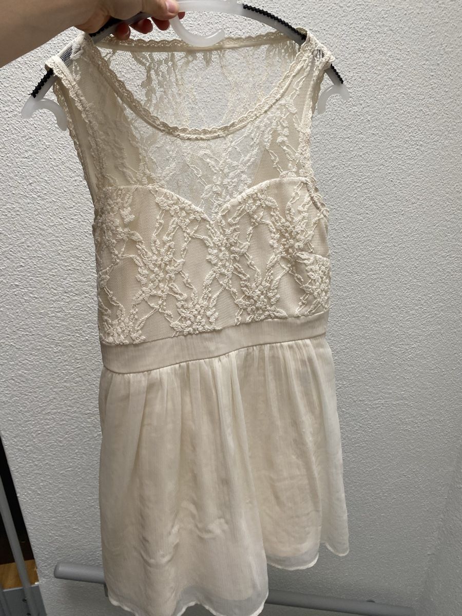 Vero Moda Vestiti: Kleid mit Spitzen Vero Moda – Usato da Luzern venduto da oli_6x2r
