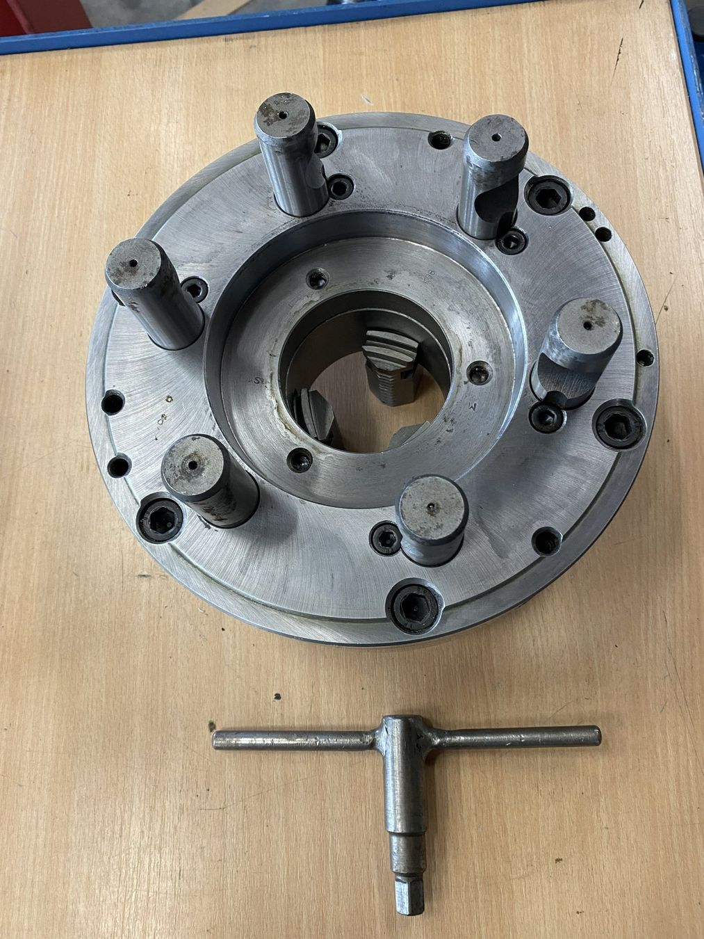 Altro per industria metallurgica: Dreibackenfutter Bison 250mm – Usato da Fislisbach venduto da ProtoTrak 2