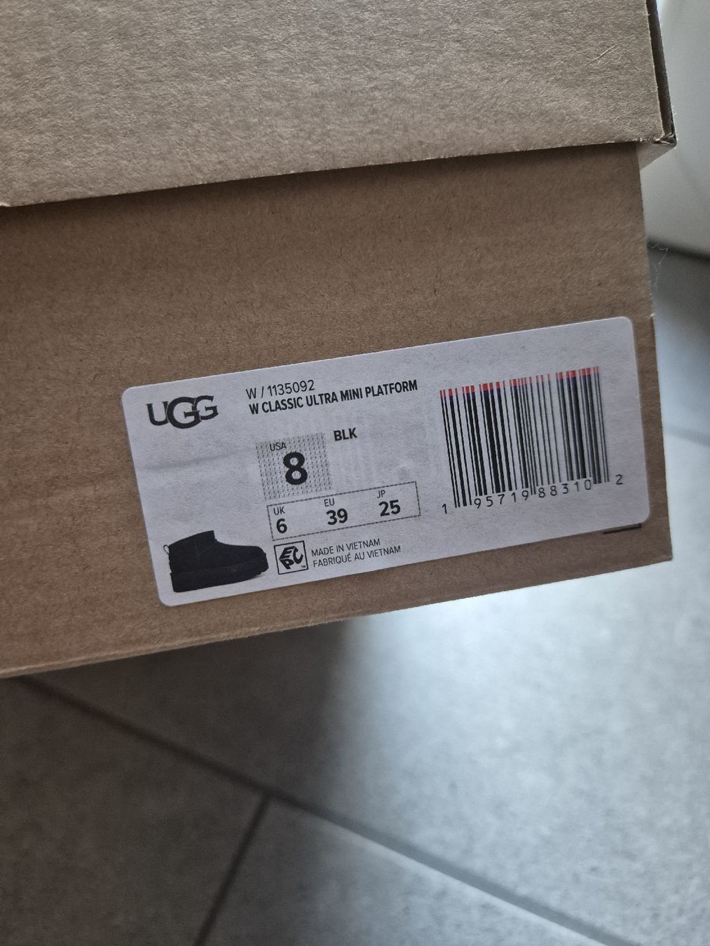 Ugg Chaussures femmes: Original Platform Mini Ugg Boots (NEU) – Neuf avec emballage d'origine à Wohlen AG par rhe_tpk5 1