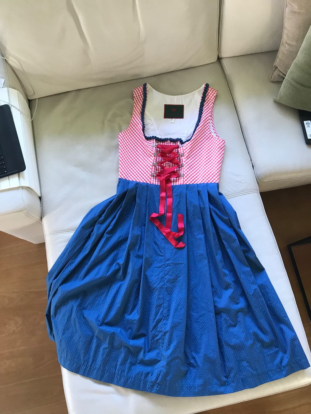 Robes: Dirndl von Reitmayer, Gr.40 – D'occasion à Hittnau par Noppi 5