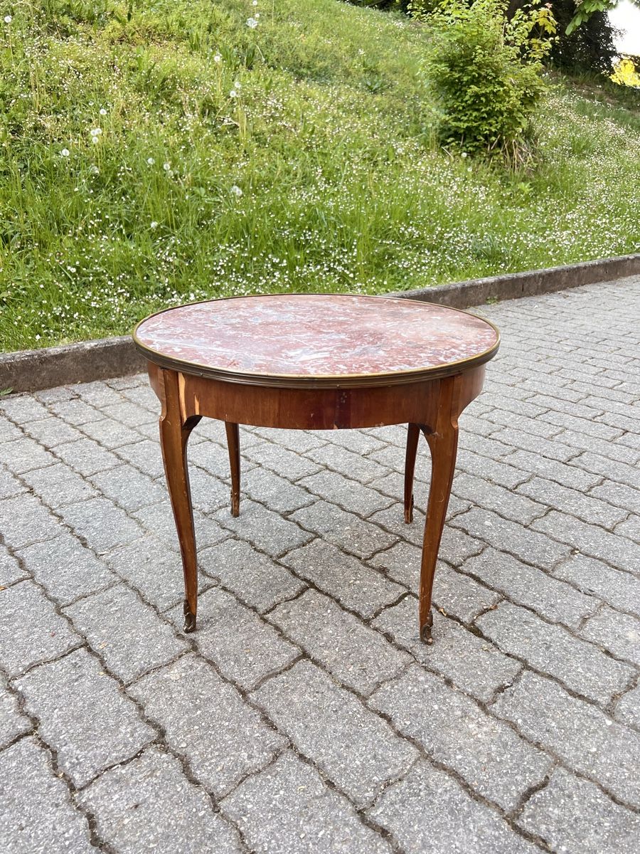 Tavoli: Ancienne Table guéridon XXe siècle, plateau marbre – Usato da Bernex venduto da 2ziemement