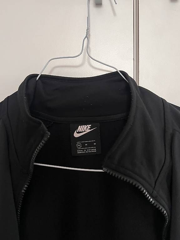 Giacche: Giacchettino Nike – Nuovo e nell'imballaggio originale da Tenero venduto da loa_7m8d 1