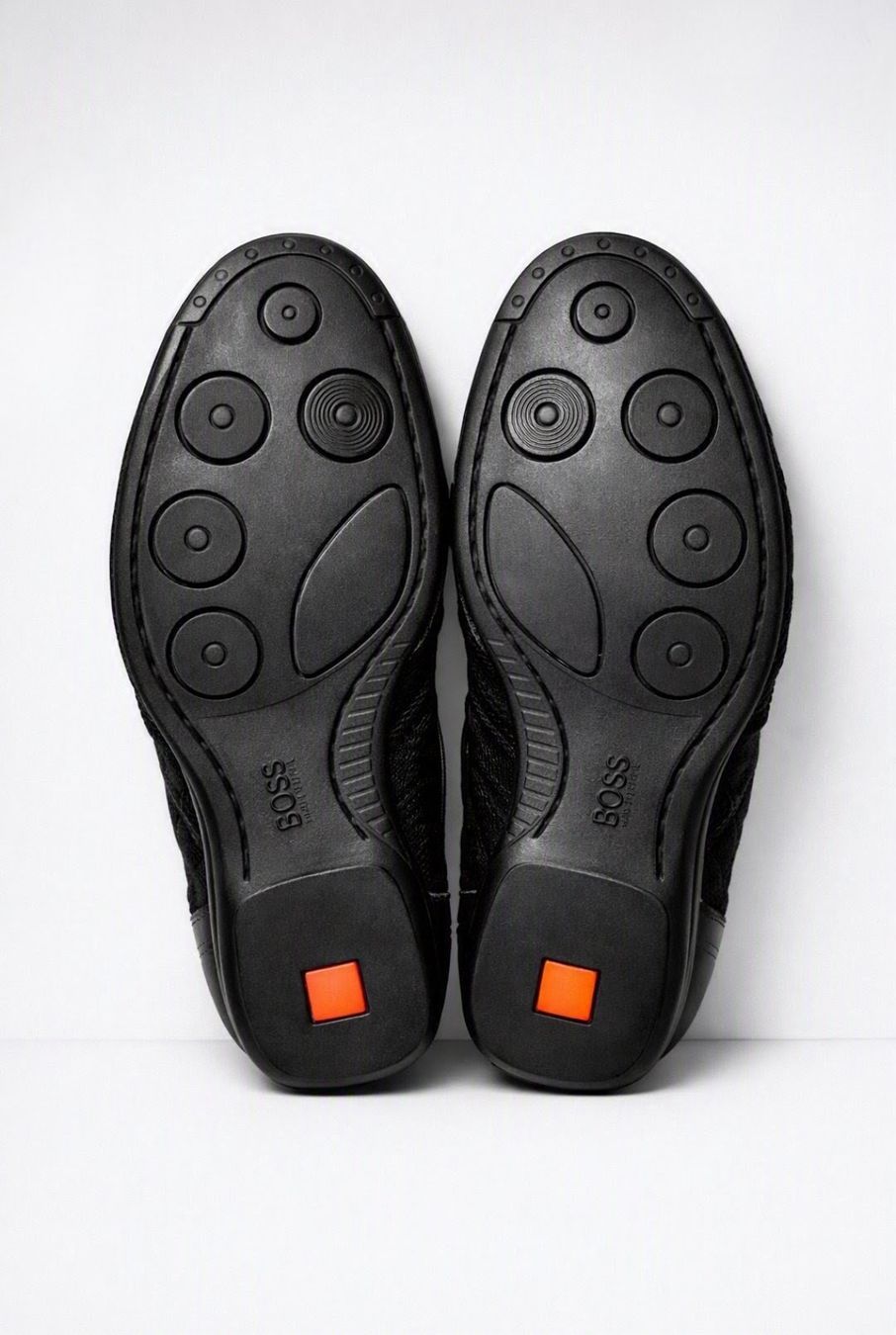 Hugo Boss Scarpe da uomo: Chaussures HUGO BOSS (édition limitée) – Nuovo (secondo la descrizione) da VERNIER venduto da _Swiss_ 4