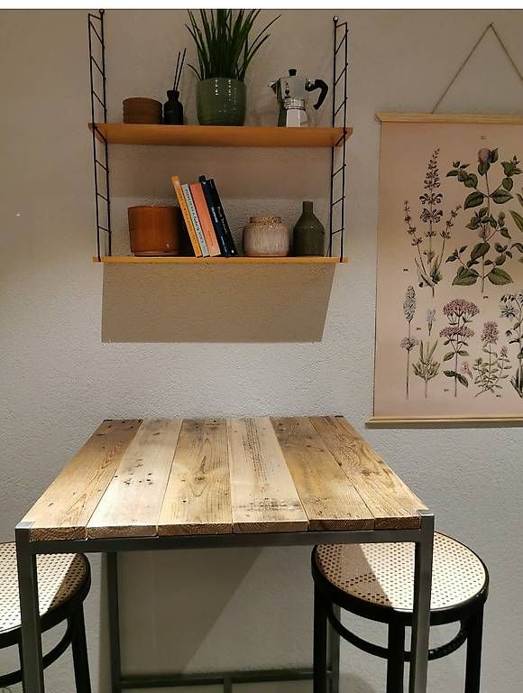 Tables: Bar Tisch - 70 cm x 70 cm – D'occasion à St.Gallen par rosalindaaa 1