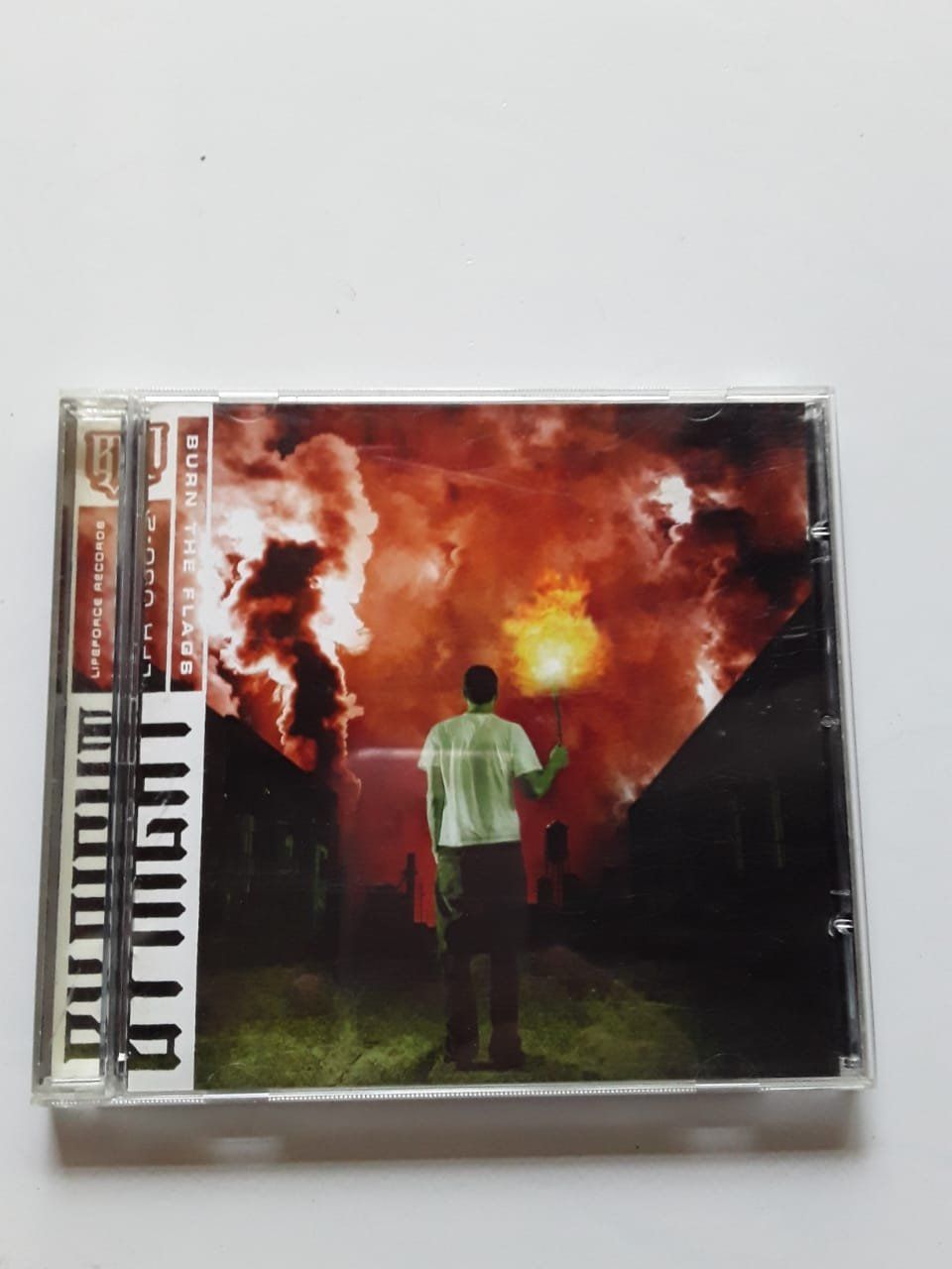 CD: By Night - Burn The Flags – Usato da Lenzburg venduto da Sepulmander