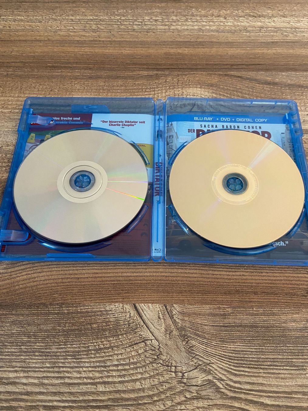 Tutti i DVDs: Der Diktator Blu-ray in Top Zustand! – Usato da Hasle LU venduto da P89erni01 3