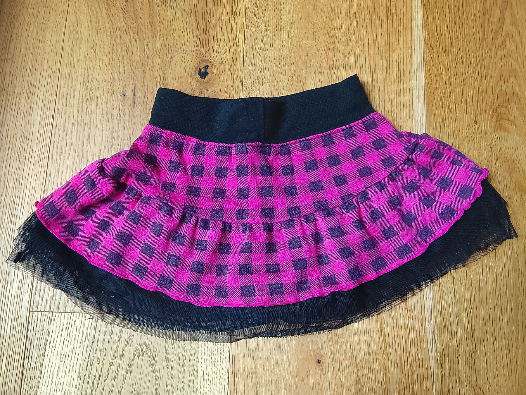 Vestiti & Gonne: Rock Gr.100cm – Usato da St. Gallen venduto da Fluros 1