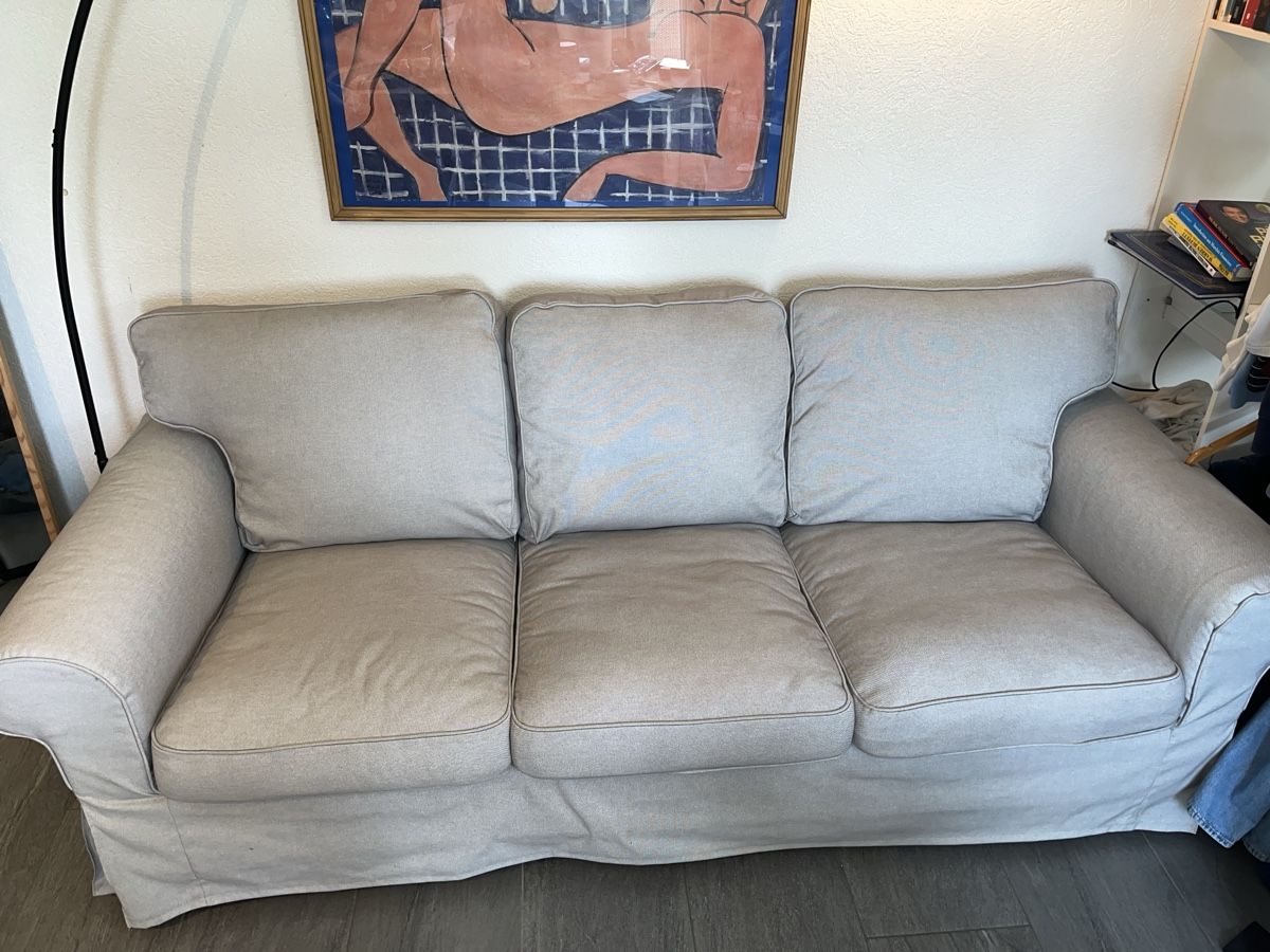 Ikea Sofas: canapé Ikea – Gebraucht aus Attalens von hum_w9nz