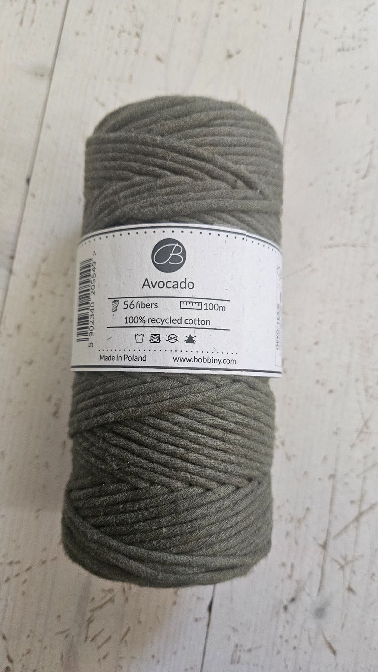 Kordeln & Faden: Bobbiny Makramee Garn Avocado 3mm 100m neu  – Neu und originalverpackt aus Zürich von tri_r96f 1