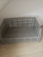 Sofa aus Rattan olive gräulich. Sehr robust. Mit Polster.