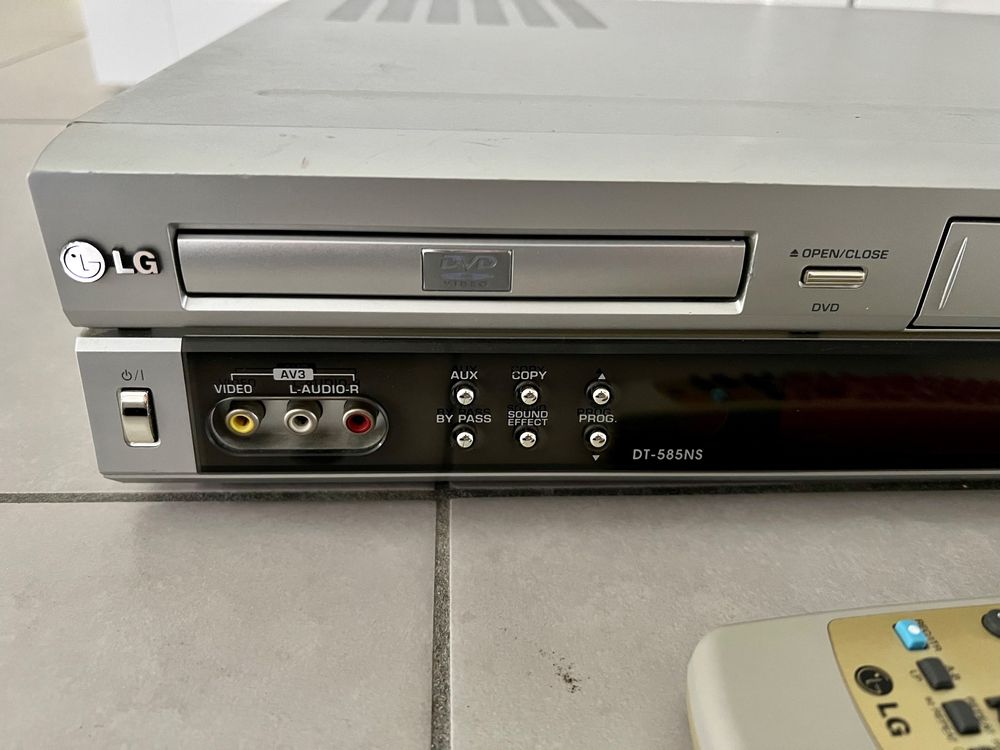 LG DT585NS / DVD Player Video Cassette Recorder Kaufen auf Ricardo