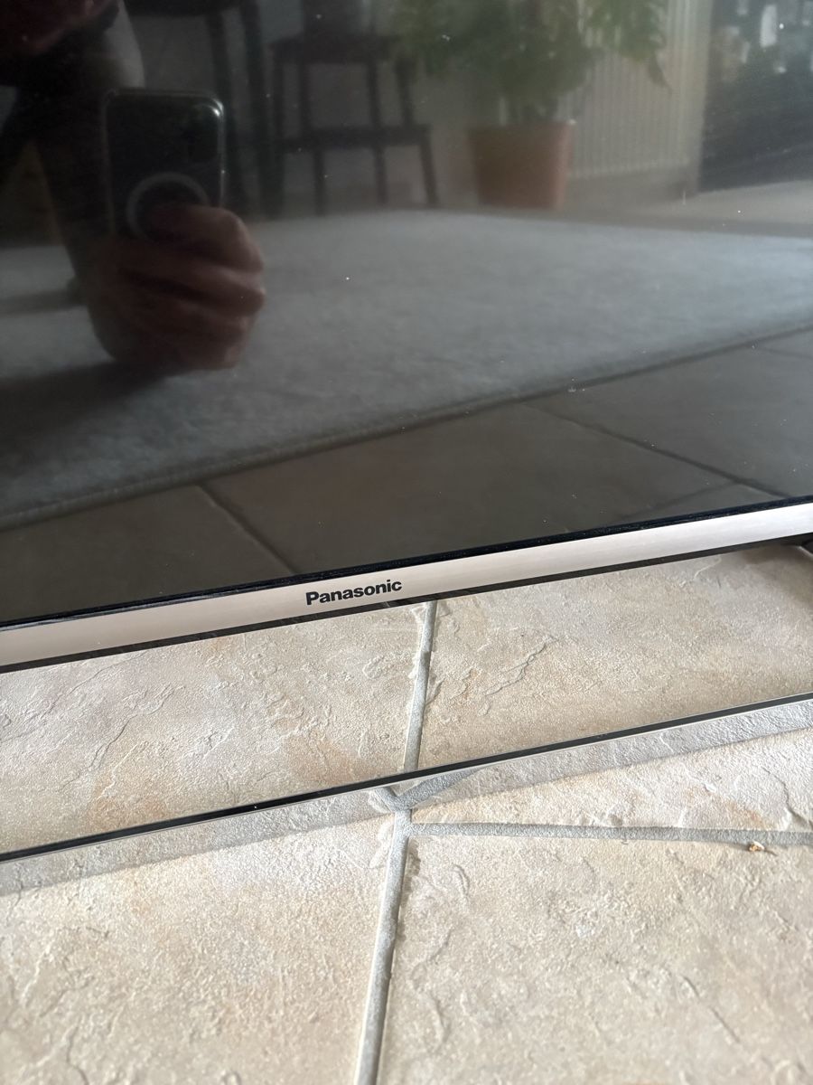 Panasonic Appareils TV: Fernseher Panasonic gebraucht – D'occasion à Baden par jon_p9nc 1