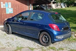 Peugeot 207 1.6i