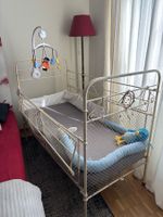 Hübsches Vintage-Gitterbettli, Babybett