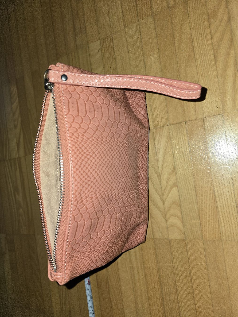 Taschen für Damen: Rosa/Corale Clutch in Kroko Optik – Gebraucht aus St. Gallen von A.W.128 3