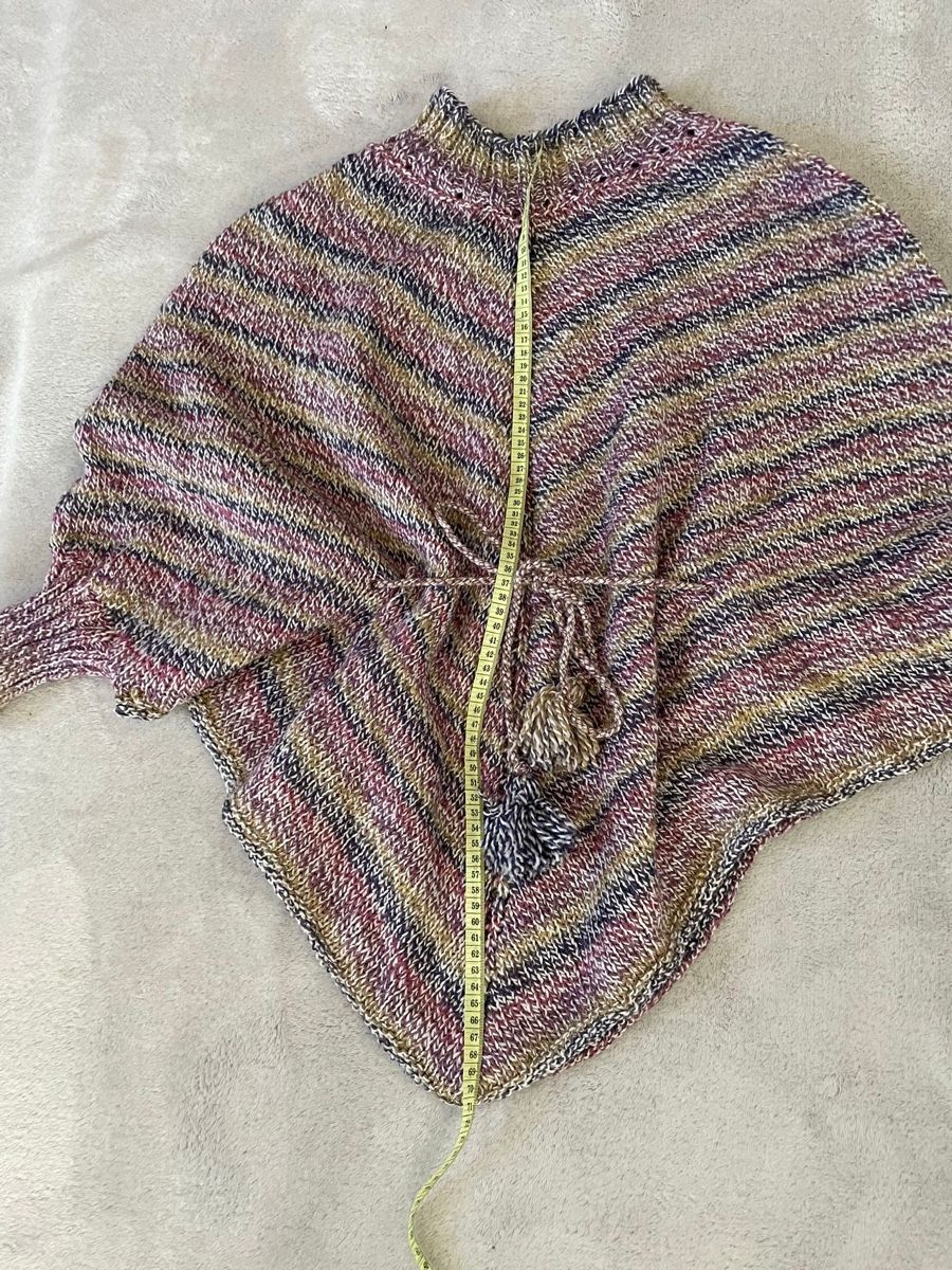 Altro in Moda donna: Poncho tricoté à rayures multicolores, taille unique – Nuovo (secondo la descrizione) da Vuippens venduto da ale_6gkb 2