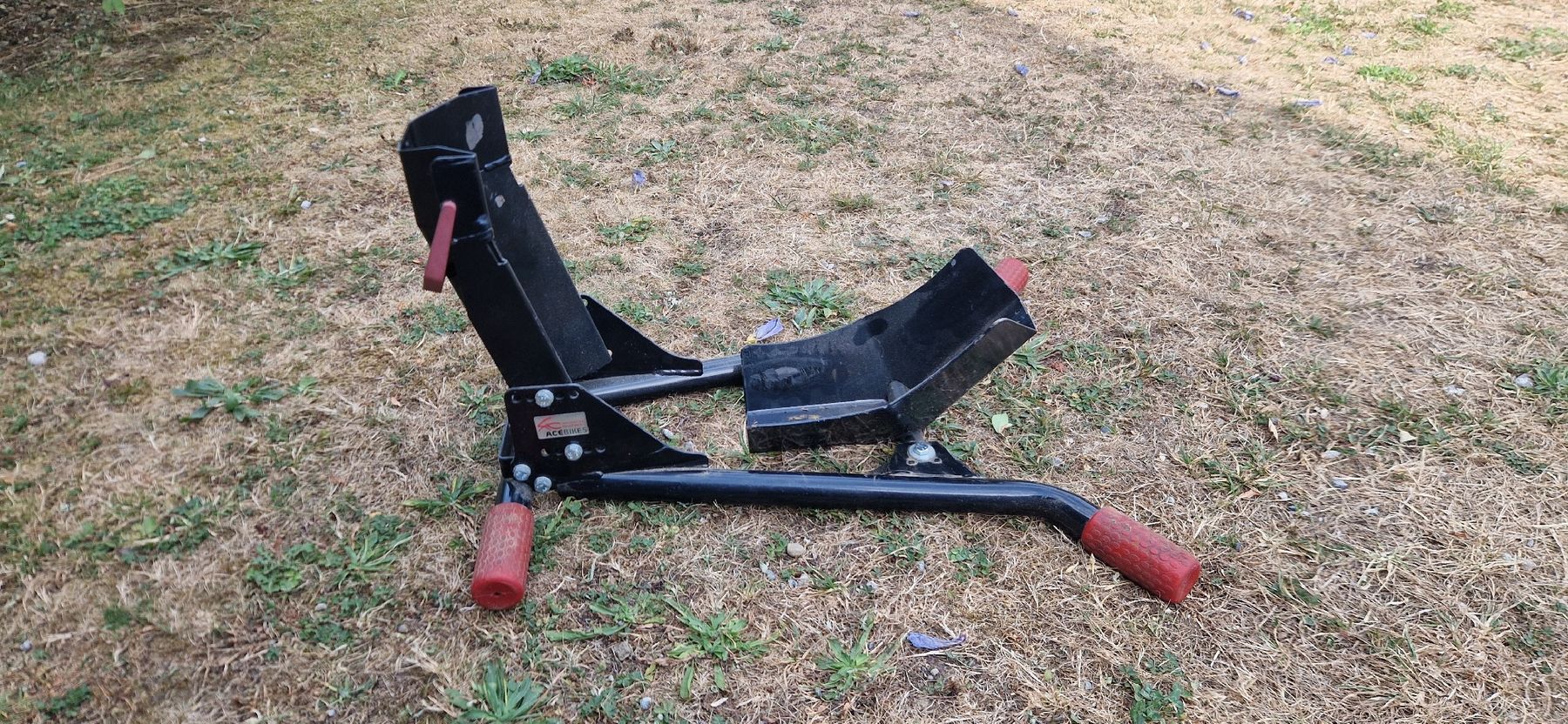 Stander: Ace Bike Motorrad Ständer – Usato da Niederlenz venduto da DaveDasWahnsinn