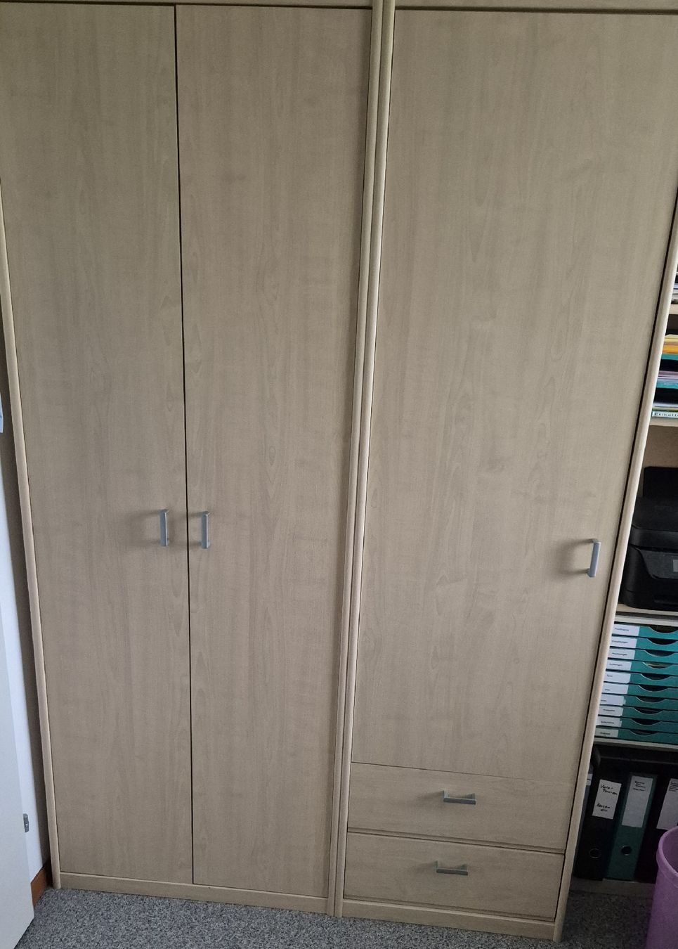 Schränke: Schrank – Gebraucht aus Jona von Novalis1