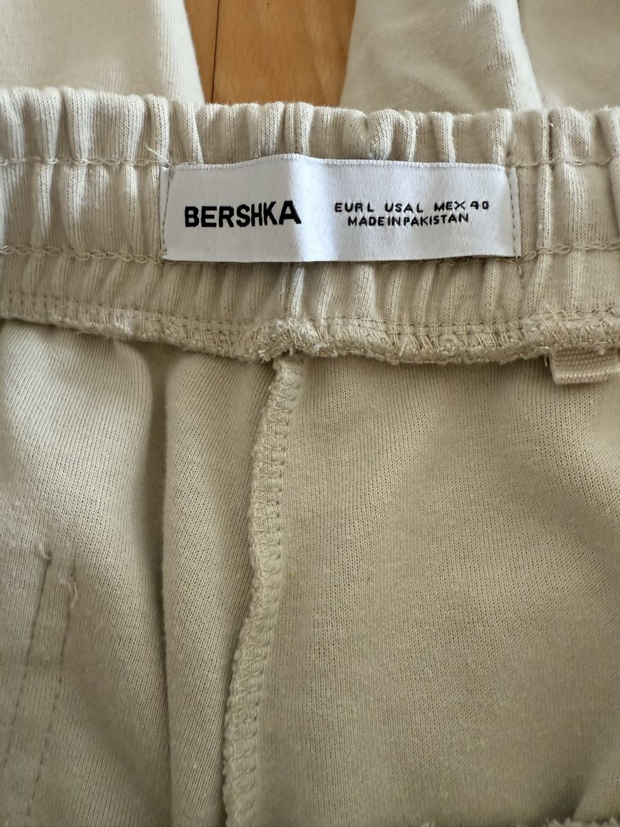 Bershka Pantaloni: Hose – Usato da Hünenberg See venduto da sst_bf9y 2