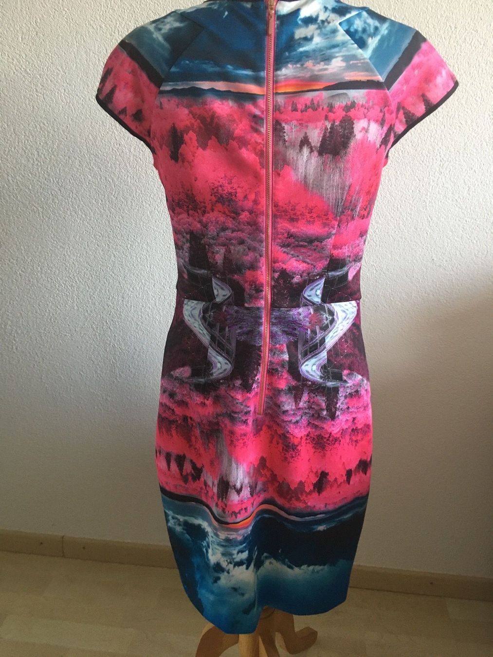 Ted Baker Vestiti: Ted baker kleid, gr 36-38 – Usato da Zug venduto da Marika33 2