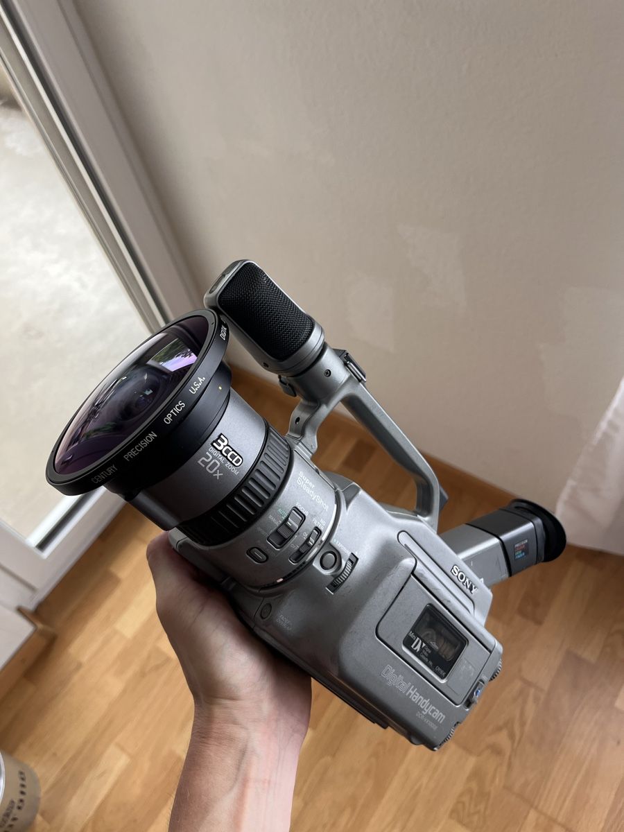 Sony DCR-VX1000 + Century Ultra Fisheye MK1 (Gebraucht) in Bern