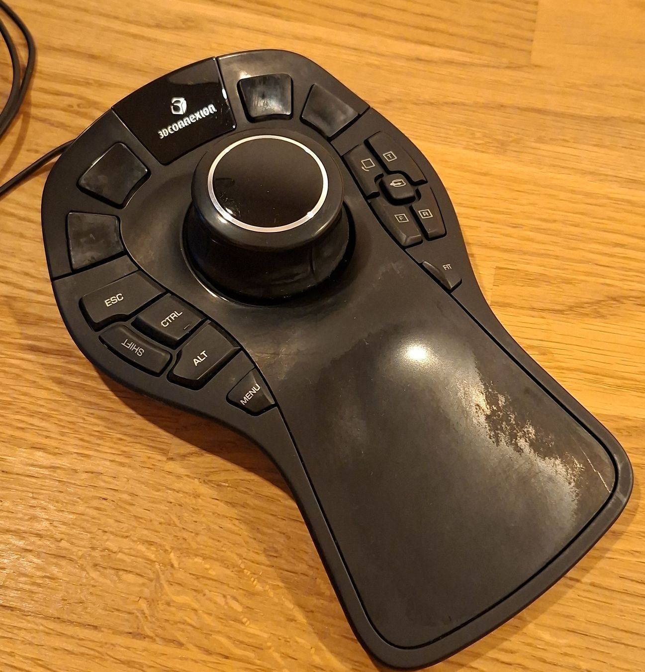 3Dconnexion Souris: 3Dconnexion SpaceMouse Pro gebraucht – D'occasion à Wattenwil par D_K_95