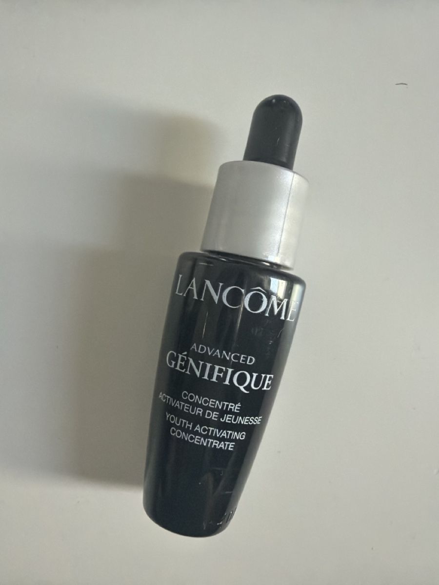 Lancôme Soins du visage: Lancome Genifique Set mit Kosmetiktasche – Neuf avec emballage d'origine à Rickenbach SZ par Bumblebee_3103 4