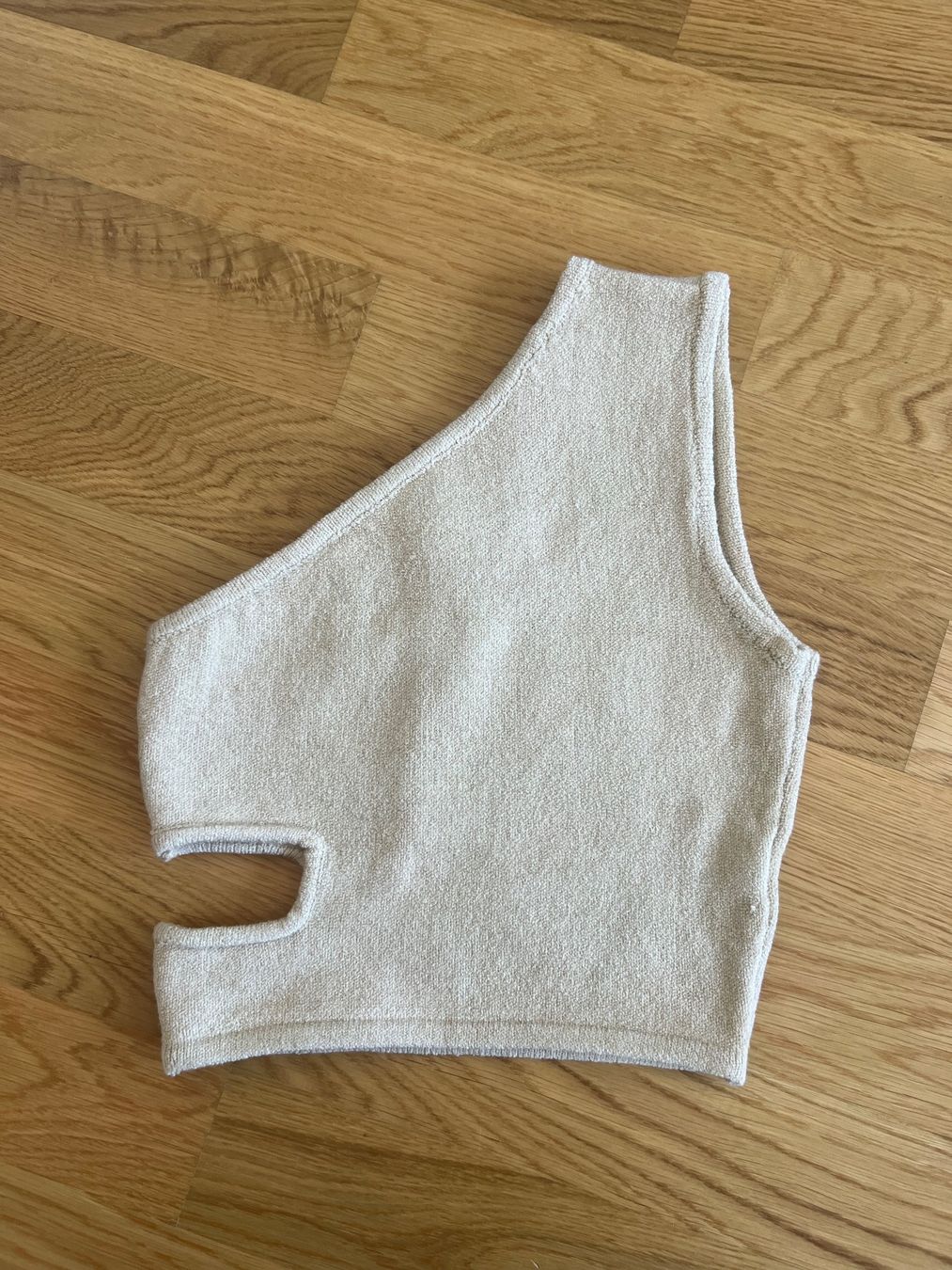 Top: Honest the label top – Usato da Port venduto da lau_pdf5 1