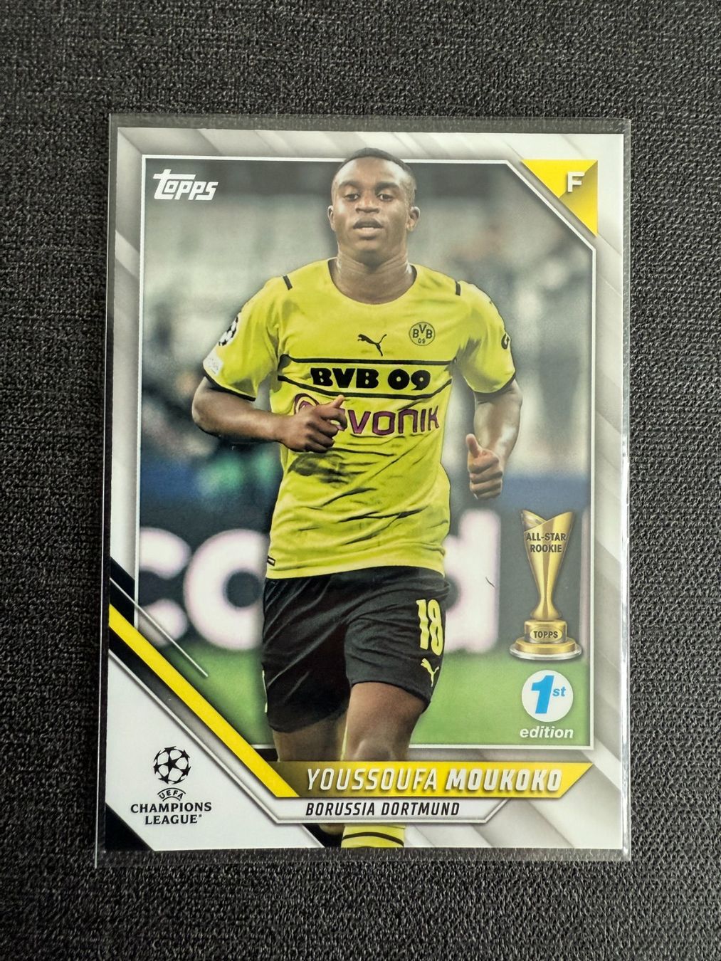 Topps Carte collezionabili: Topps Youssoufa Moukoko Borussia Dortmund – Usato da Burgdorf venduto da Sports_Cards_3400