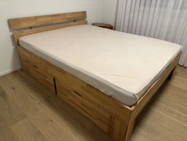 Massives Holz-Bett 165x205 cm mit Bettkasten 🛏️