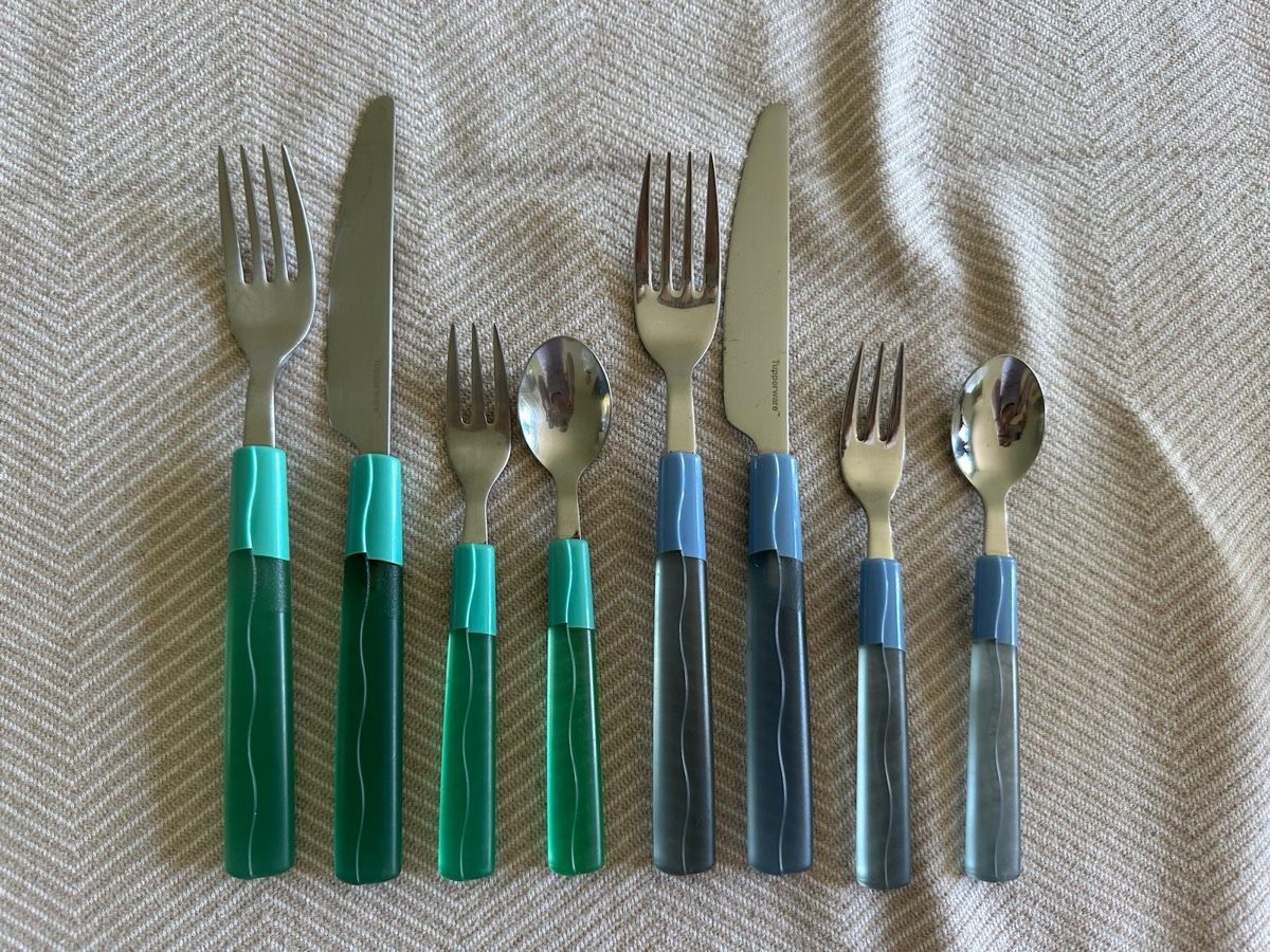 Tupperware Set di posate: Vintage Tupperware Cutlery Set, 7 Pieces, Retro Style! – Usato da Zürich venduto da mhm_6rhw