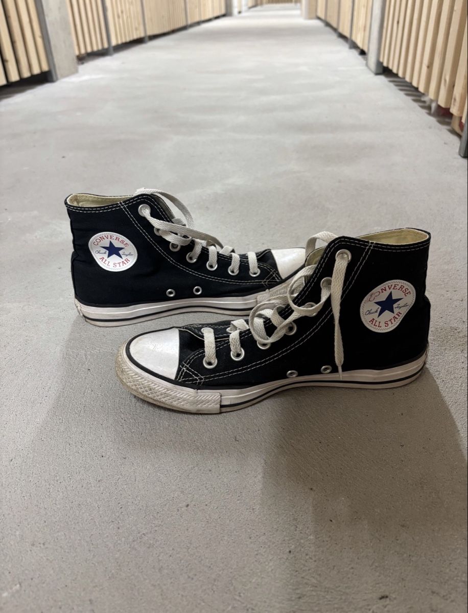 Converse Herrenschuhe: Converse All Star Sneaker – Gebraucht aus Brüttisellen von shi_tt8z