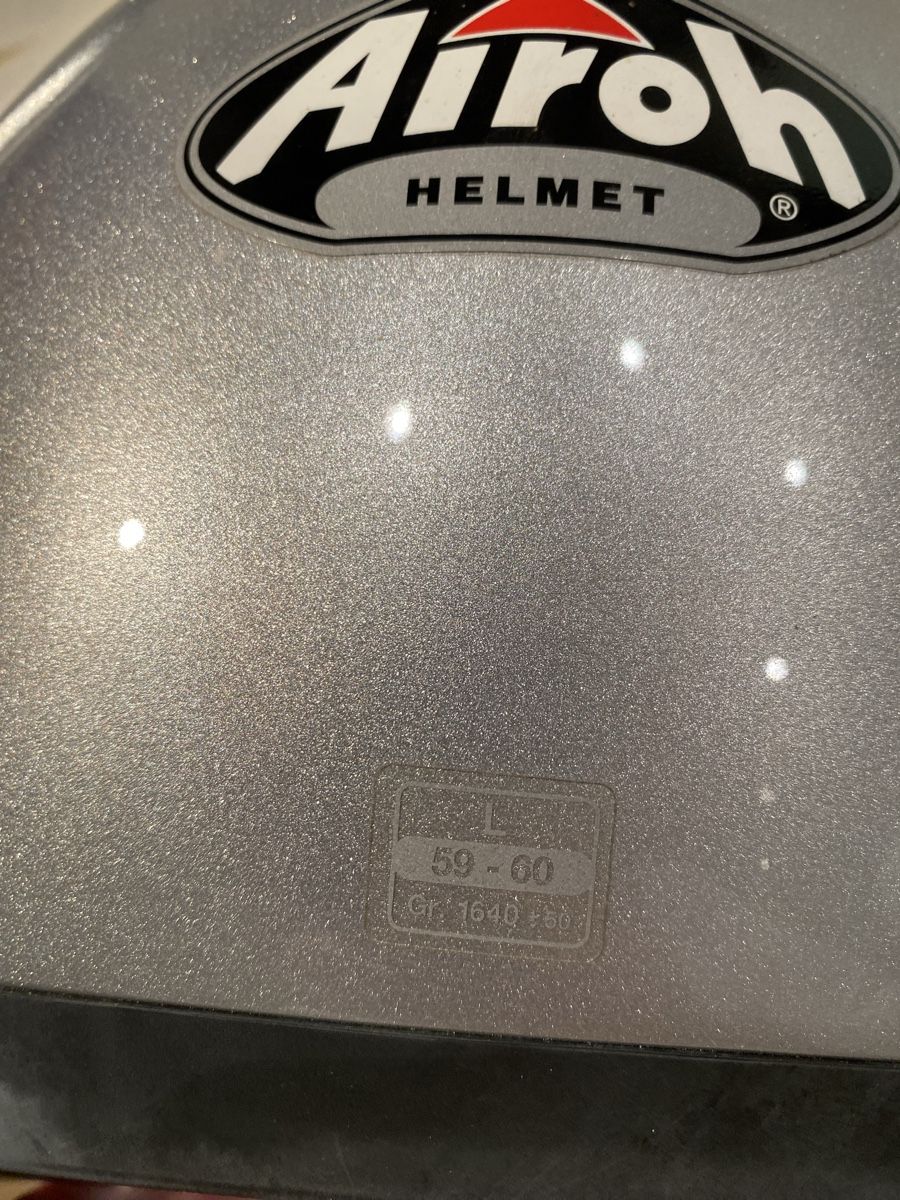 Airoh Helme & Visiere: Helm – Gebraucht aus Altendorf von 1965roland 5