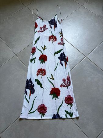 Robe à fleurs blanche Gianfranco Ferre taille 34- 36