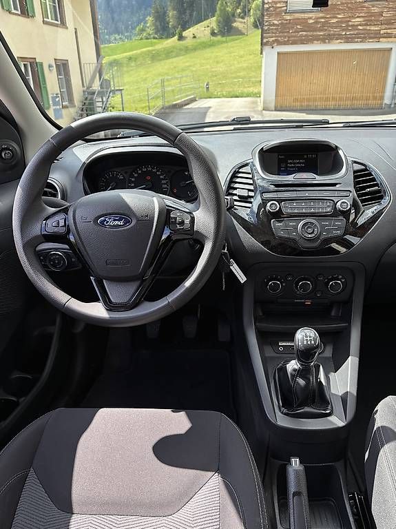 Automobili: Ford KA+ frisch ab MFK – Usato da Thusis venduto da platz89 3