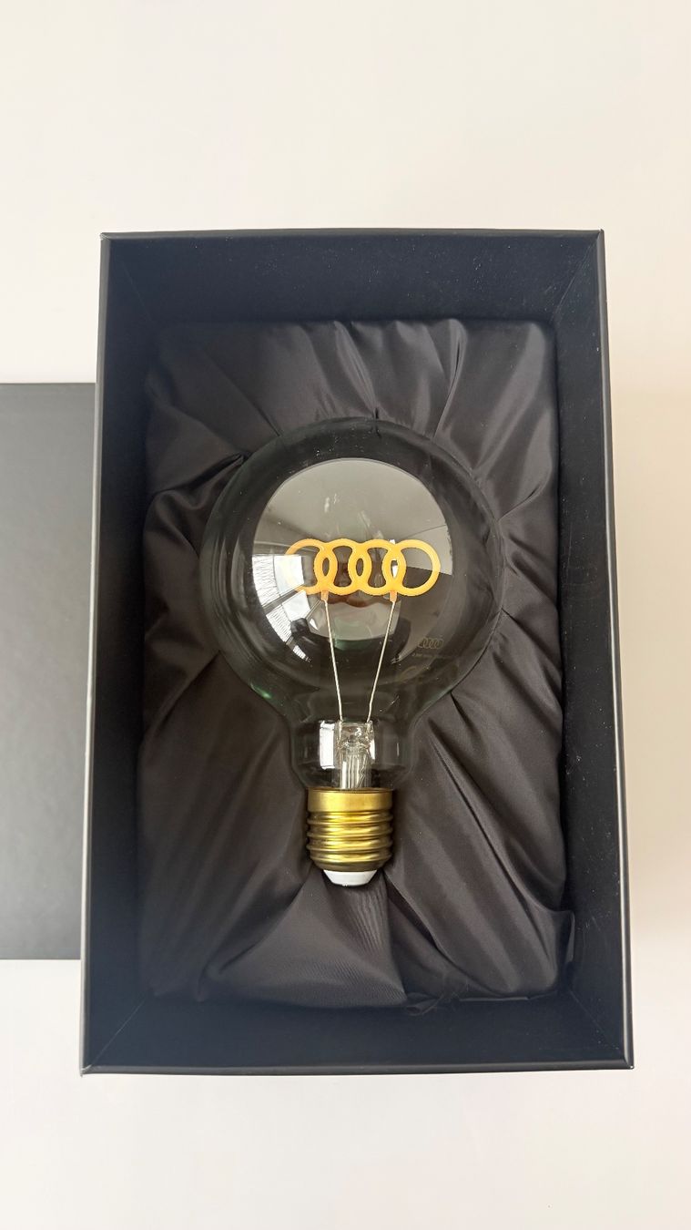 Lampes: Lampe mit Audi-Logo – Neuf (Voir description) à Jonen par BMWE369