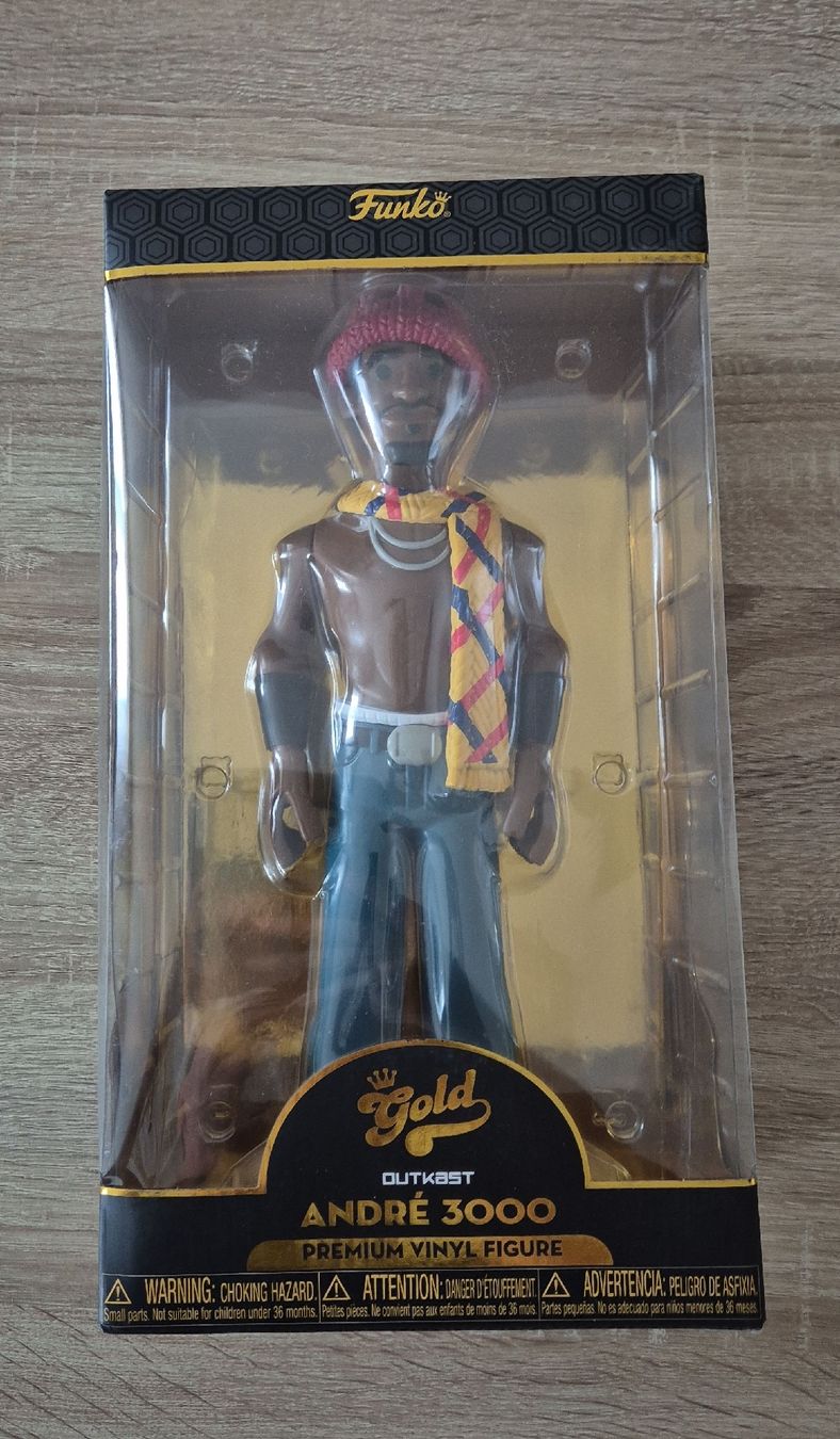 Funko Statuette: Funko Gold - André 3000 Outkast Vinyle Premium de 33cm – Nuovo e nell'imballaggio originale da La Chaux-de-Fonds venduto da joa_5yfy
