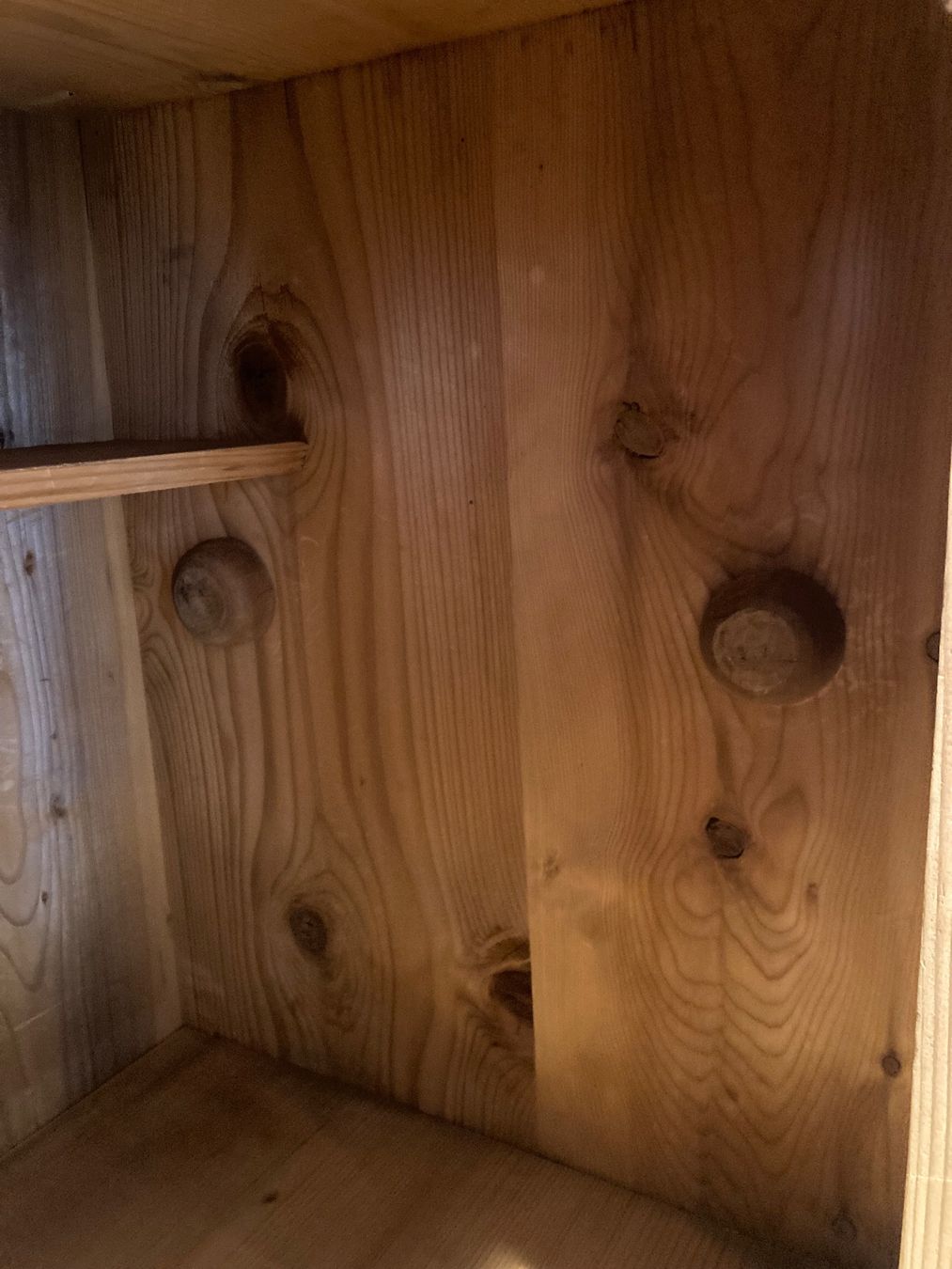 Armadi: Antiker Holzschrank – Usato da Rorschach venduto da Loonimuh 5